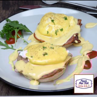 Classic Eggs Benedict
